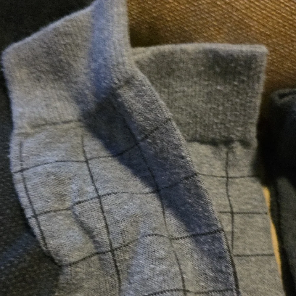 Men's Assorted Gray Socks Set - Picture 5 of 9